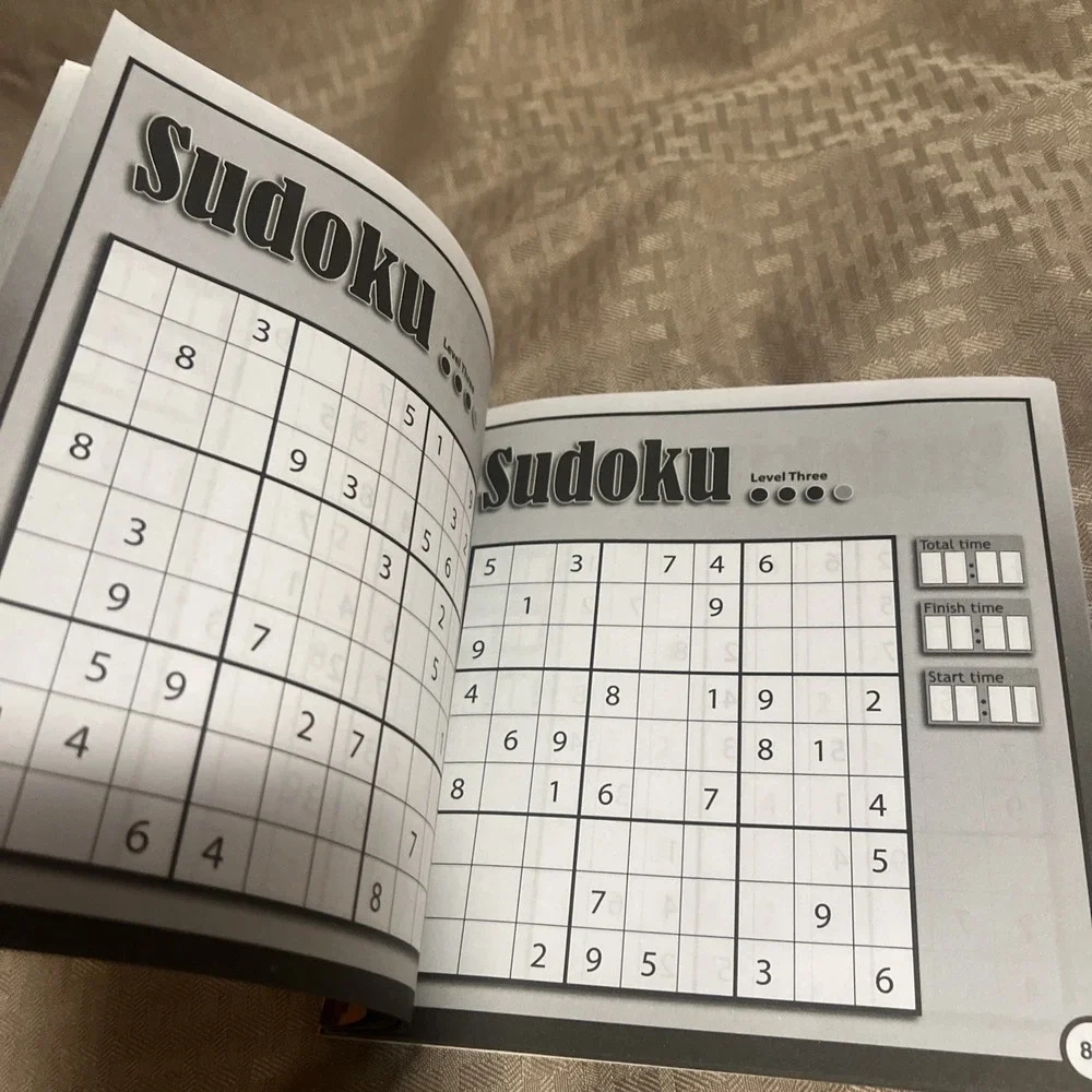 Sudoku Puzzle Books Lot of 2 Spiral Bound Hinkler 2007 NOS Over 200 Puzzles Rare